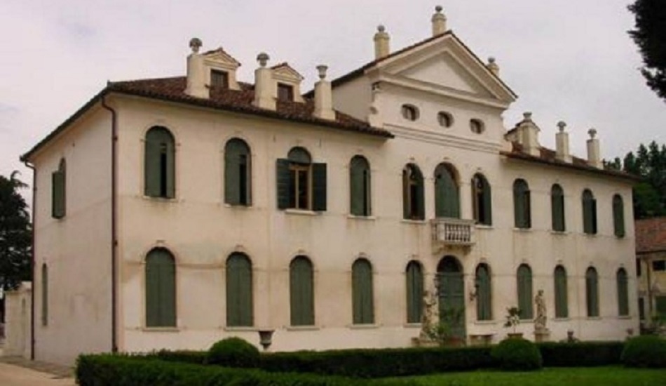 Villa Fini a Dolo, facciata