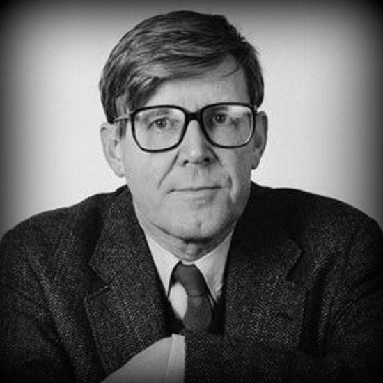  Alan Bennett