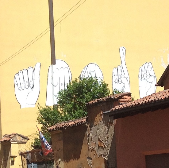 Street Art Bologna, AMORE