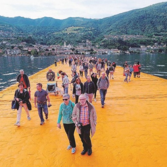 The floating piers al Lago d'Iseo